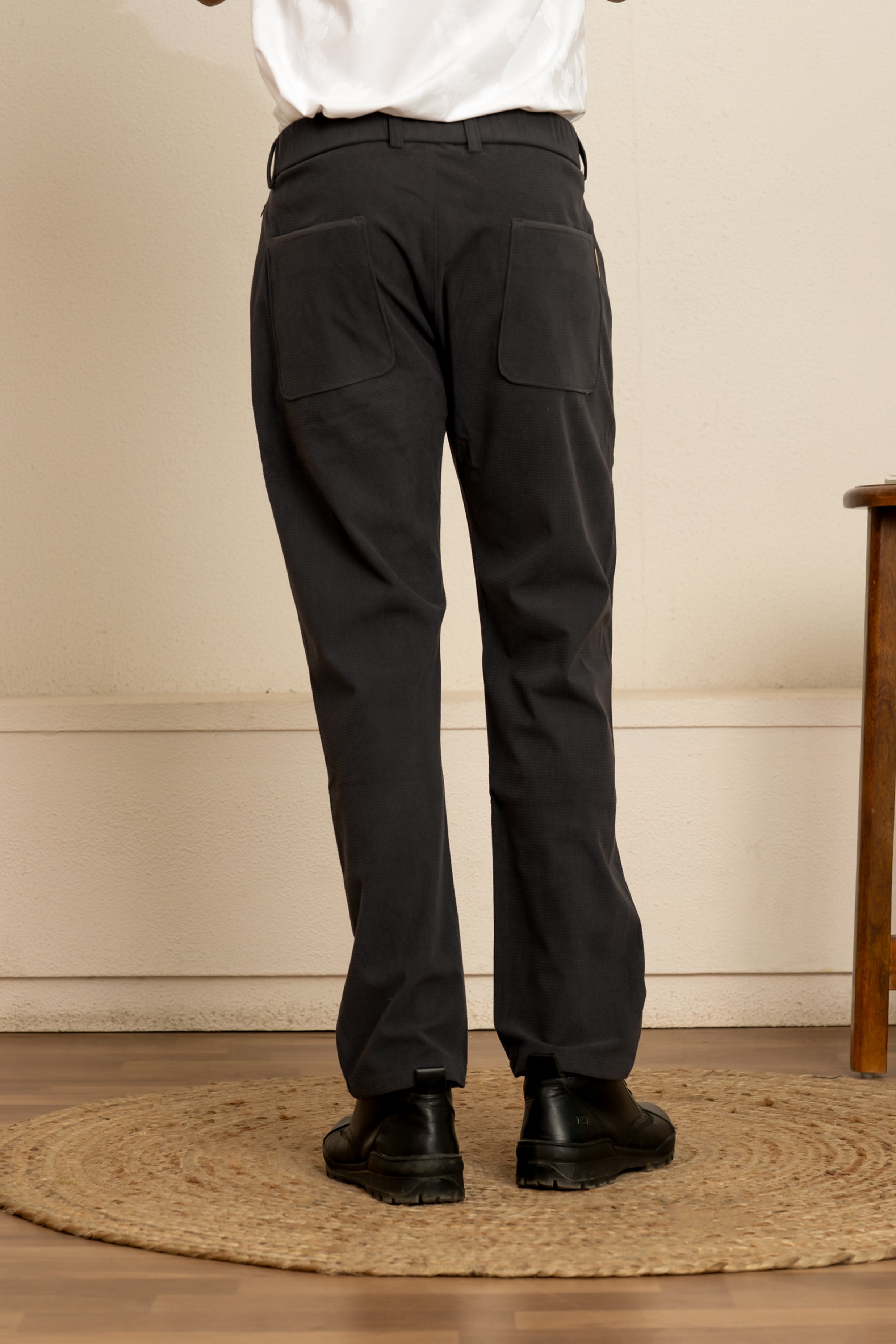 PRAYAG II Trousers - Black