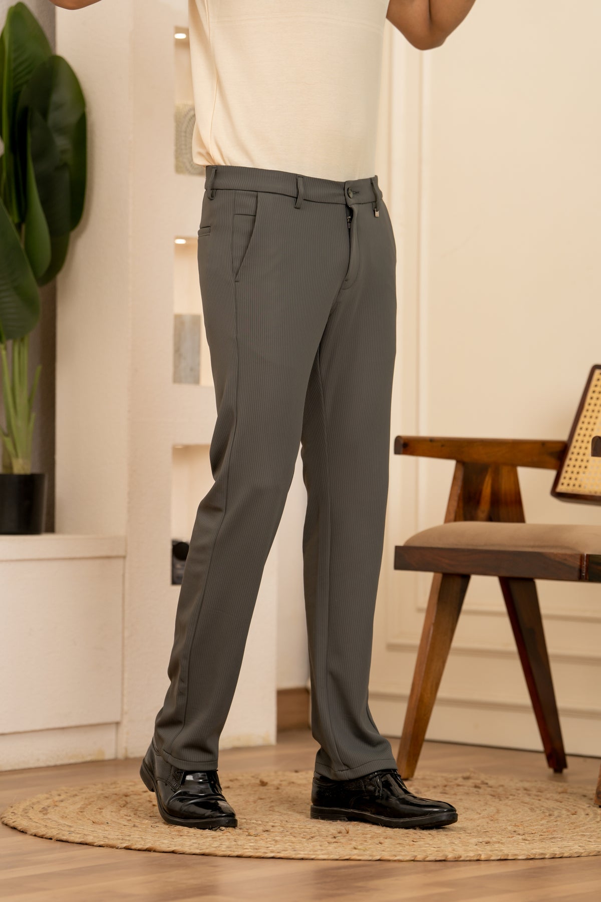 Olive Chief Trousers