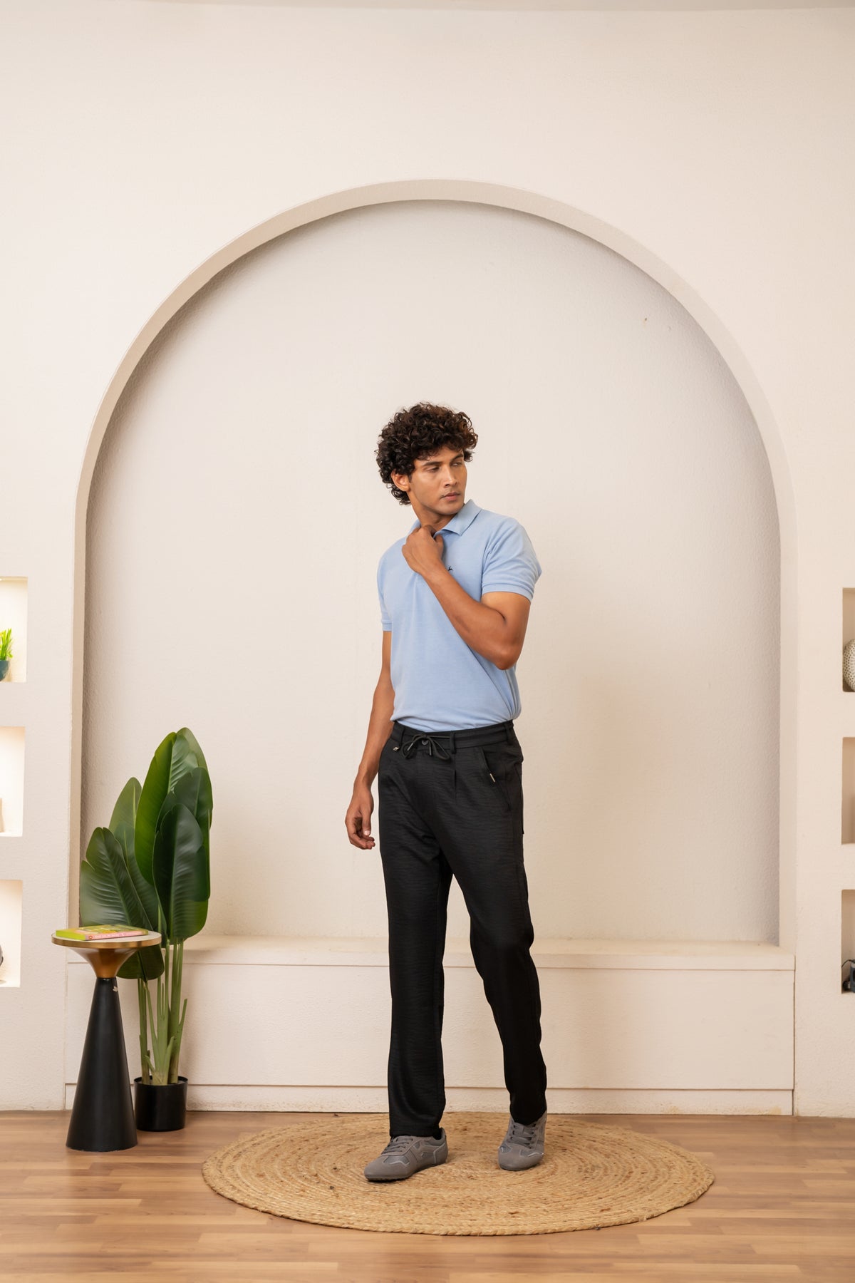 Black Pleated Relaxed Trousers