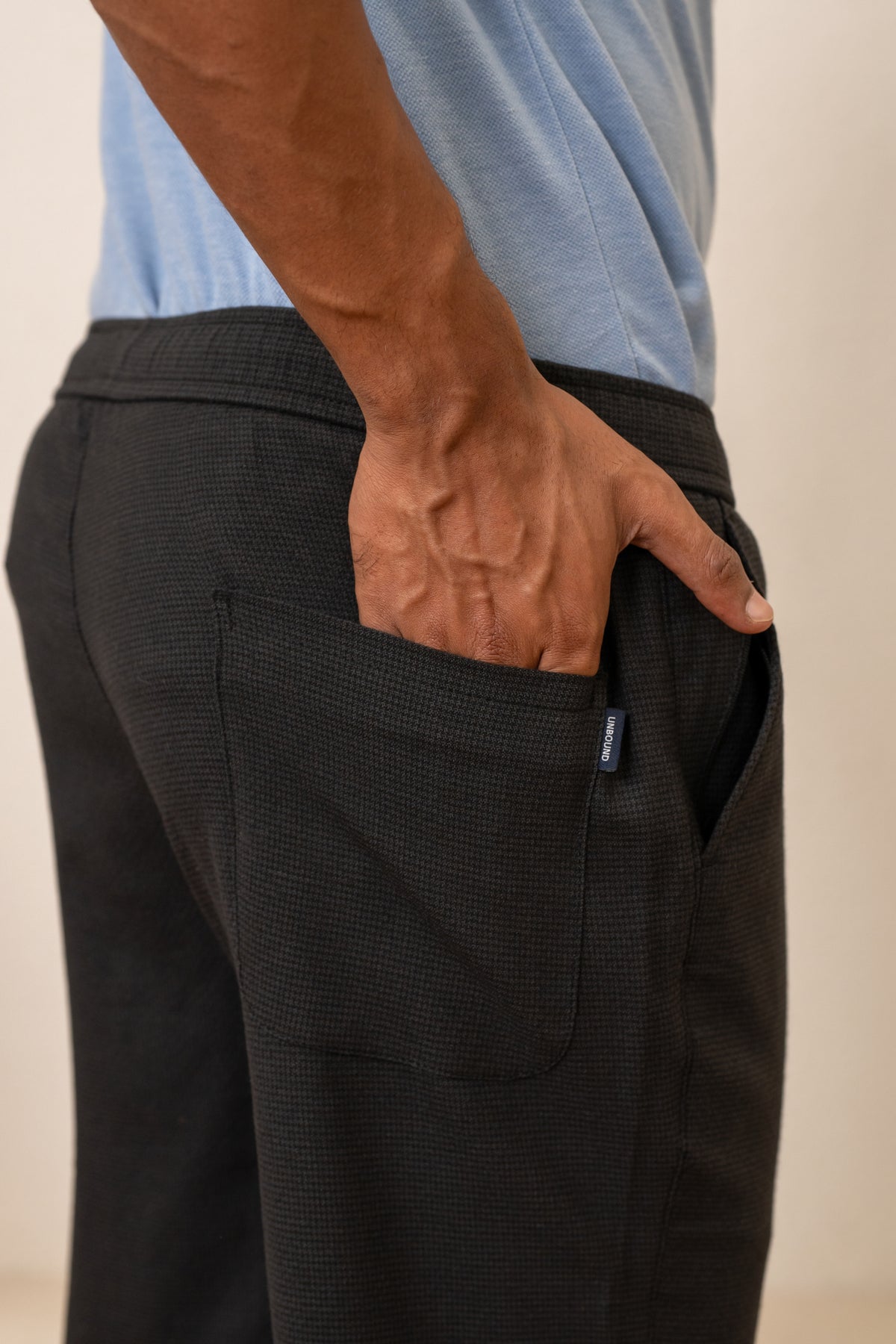 Dark Gray Popcorn Linen Bottom